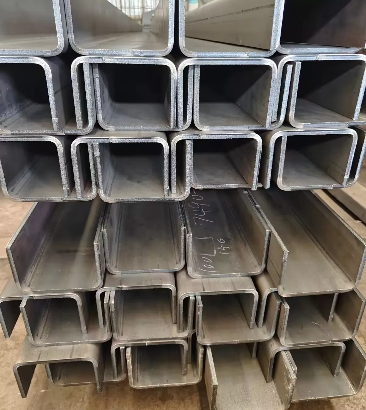 يو قناة الصلب